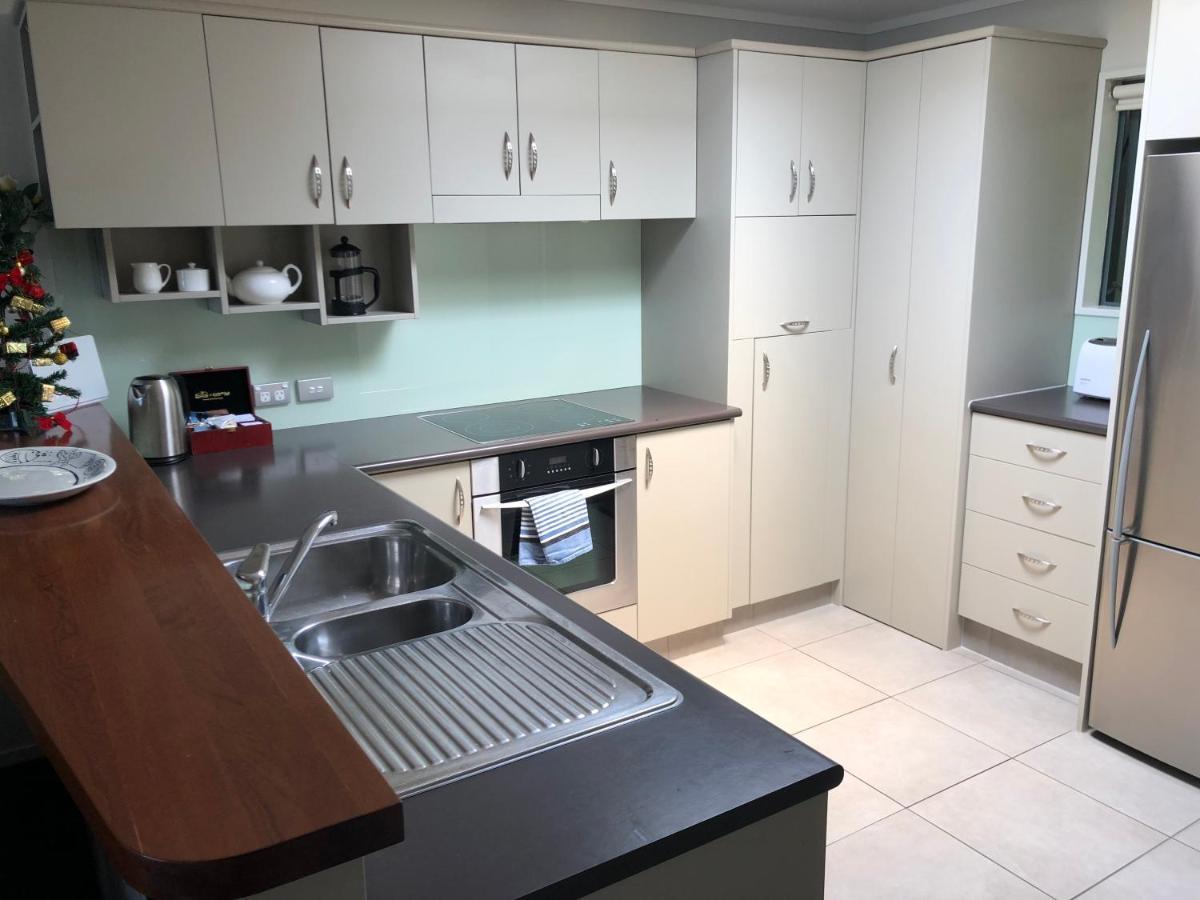 Beachpoint Apartments Ohope エクステリア 写真