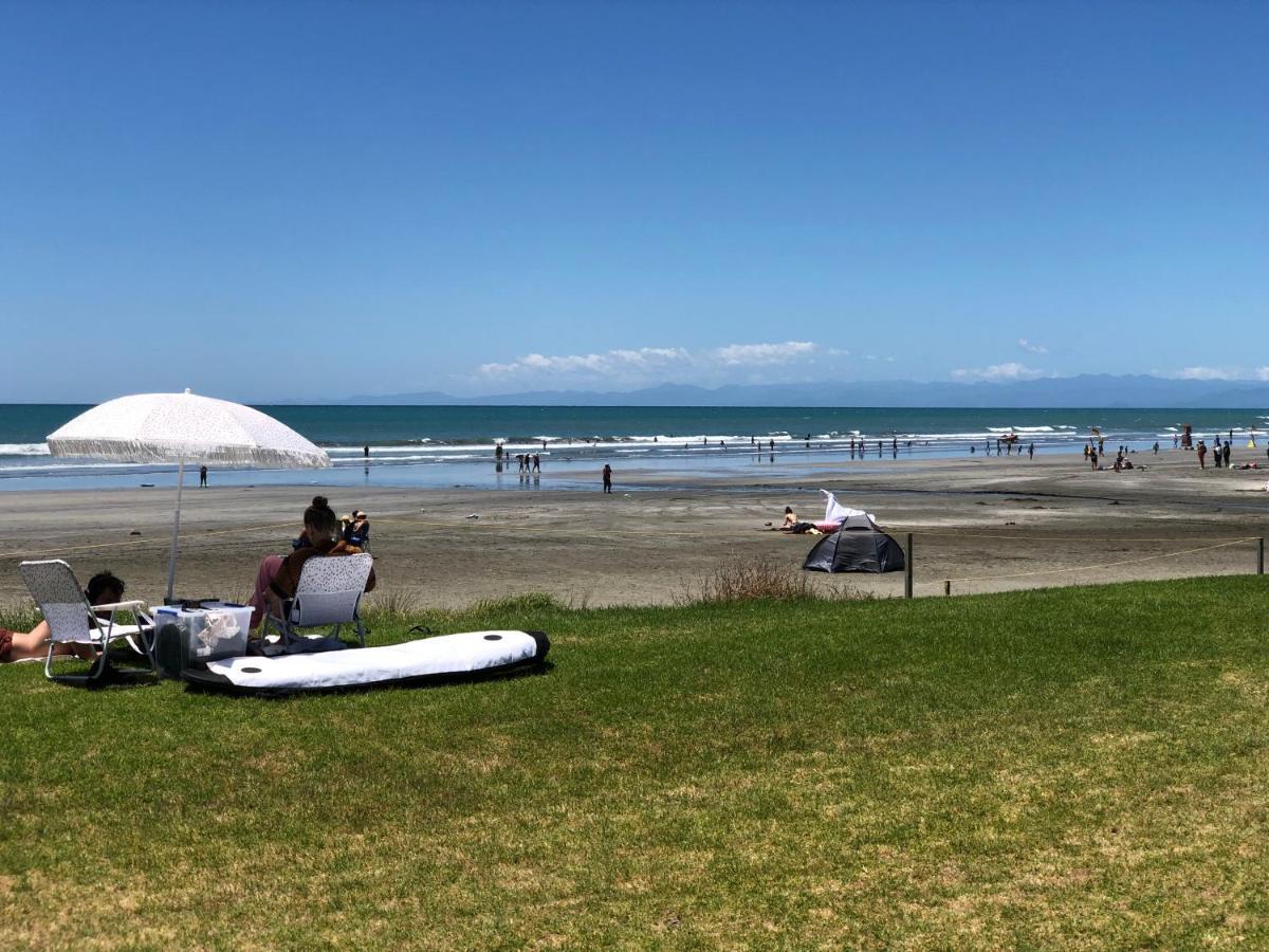 Beachpoint Apartments Ohope エクステリア 写真