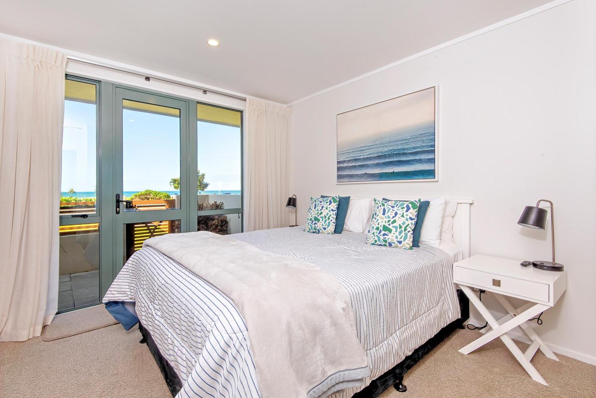 Beachpoint Apartments Ohope エクステリア 写真