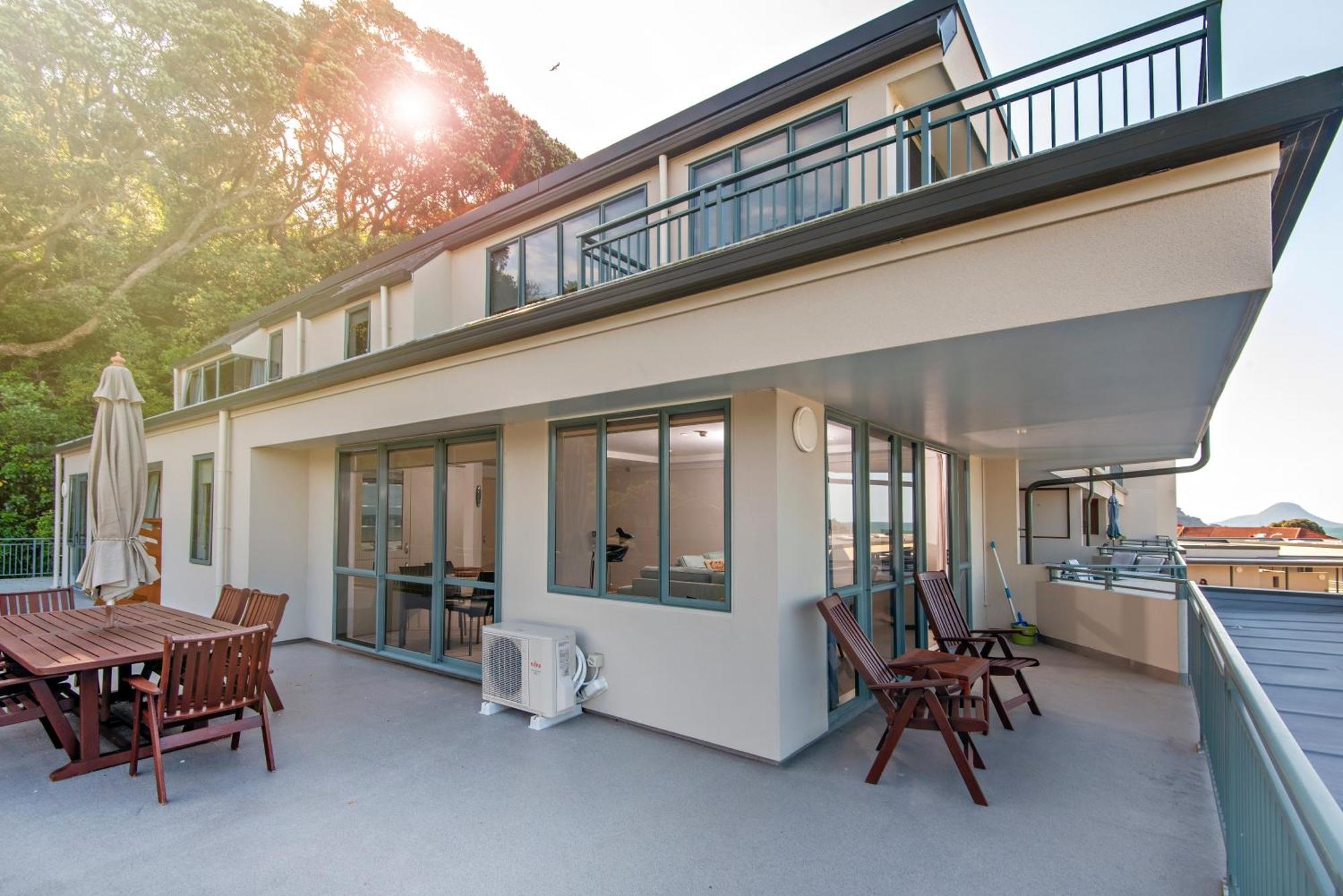 Beachpoint Apartments Ohope エクステリア 写真